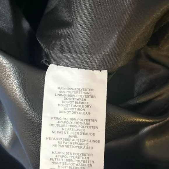 Nasty Gal Faux Leather Cropped Top Crossover Twisted Front Size 6 Black - Picture 11 of 11